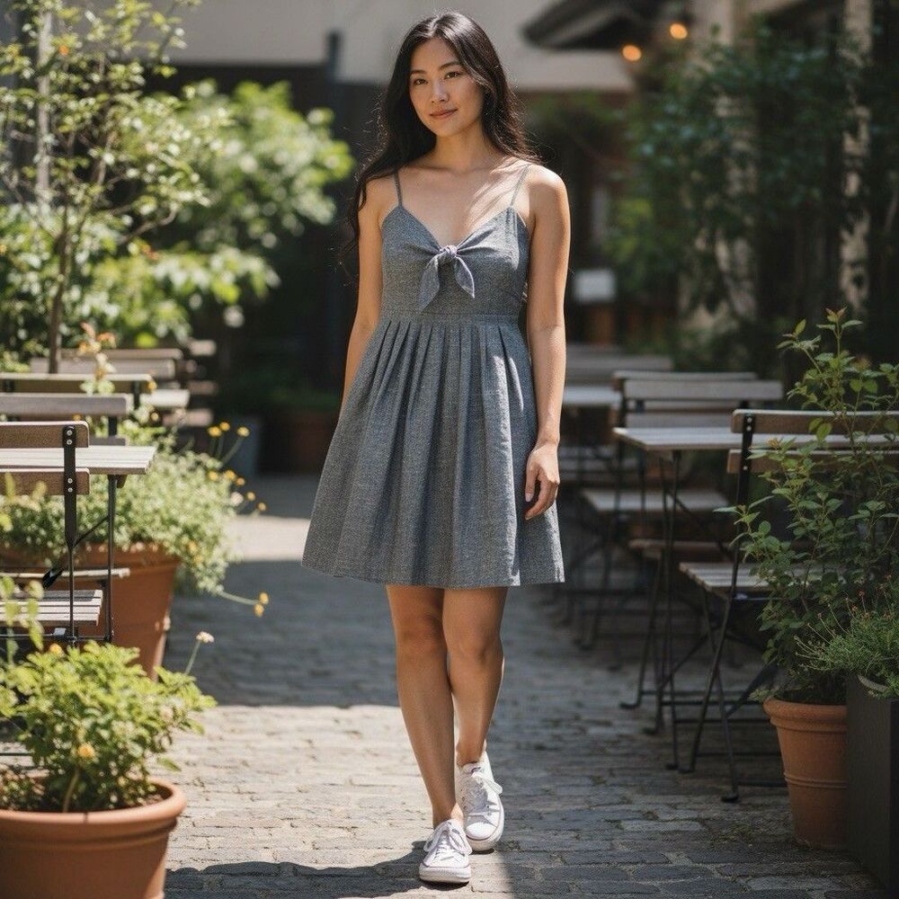 MADEWELL Tie Front Blue Chambray Fit Flare Strap Pleated Dress Size 10